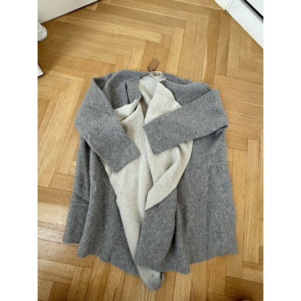 CLUB MONACO - Grey Reversible 95% Cashmere Wrap - M